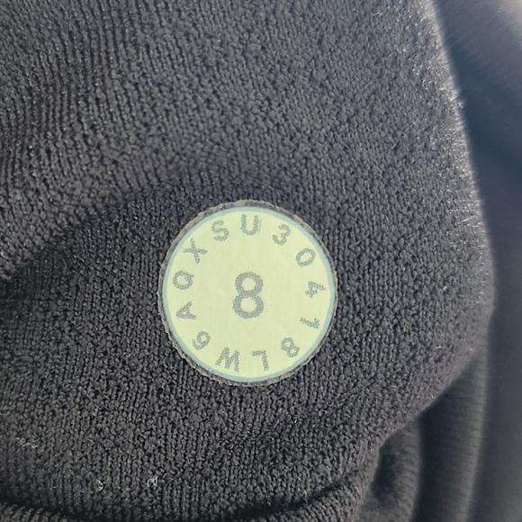 Lululemon Mesh In Motion Crop - Picture 12 of 12